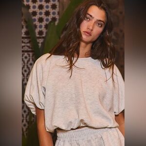 046a- Grey Scuba Bubble Cropped Crewneck Top